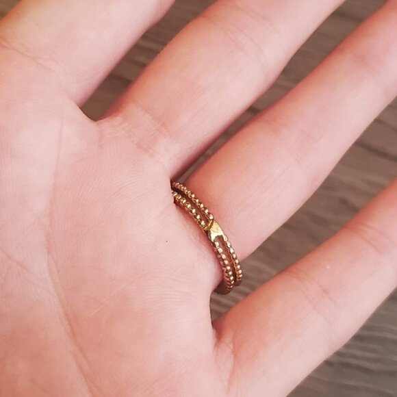 Ring - Picture 2 of 3